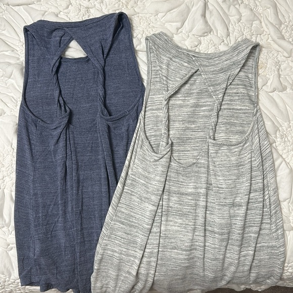 Soft twisted tank tops - Picture 12 of 12